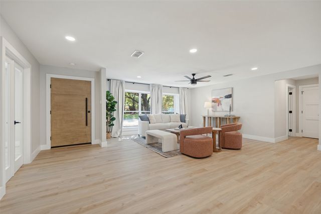 3129 Flowerdale Lane, Dallas, TX 75229