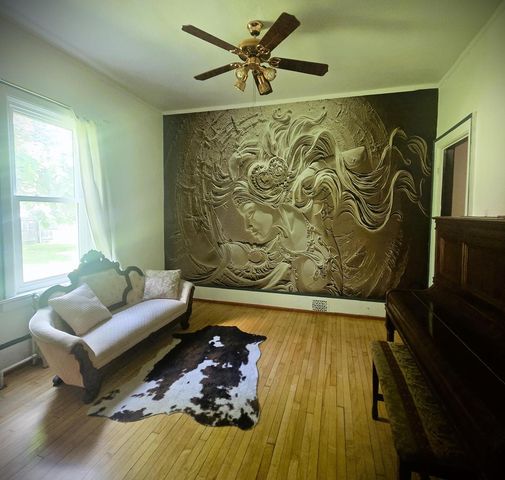 930 N 34th STREET, Milwaukee, WI 53208