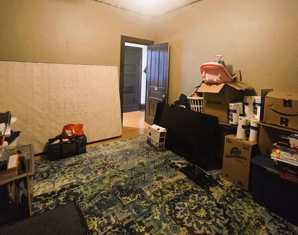 930 N 34th STREET, Milwaukee, WI 53208