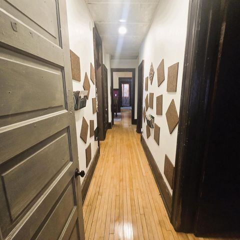 930 N 34th STREET, Milwaukee, WI 53208