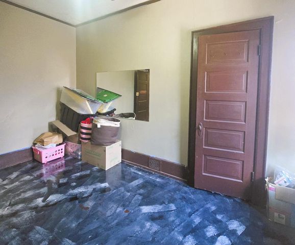 930 N 34th STREET, Milwaukee, WI 53208