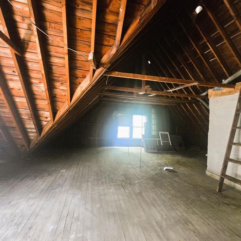 930 N 34th STREET, Milwaukee, WI 53208