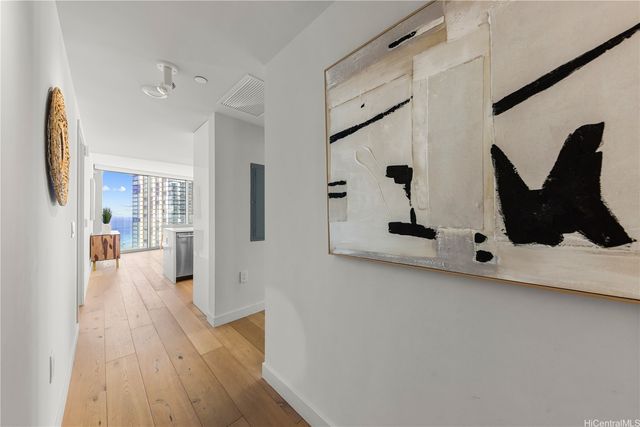 1001 Queen Street 3101, Honolulu, HI 96814