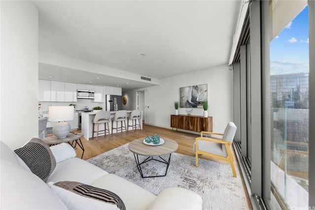 1001 Queen Street 3101, Honolulu, HI 96814