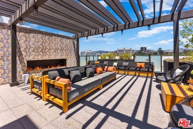 10777 Wilshire Boulevard 405, Los Angeles, CA 90024