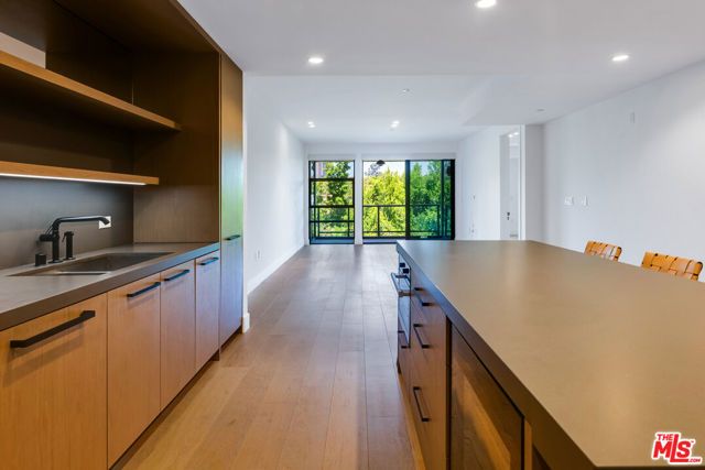 10777 Wilshire Boulevard 405, Los Angeles, CA 90024