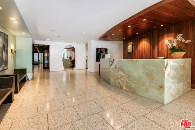 10777 Wilshire Boulevard 405, Los Angeles, CA 90024