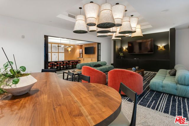 10777 Wilshire Boulevard 405, Los Angeles, CA 90024