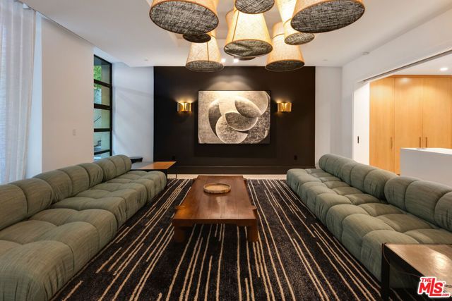 10777 Wilshire Boulevard 405, Los Angeles, CA 90024