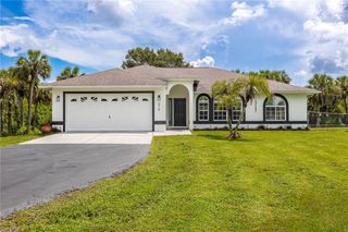 570 22nd ST NE, Naples, FL 34120