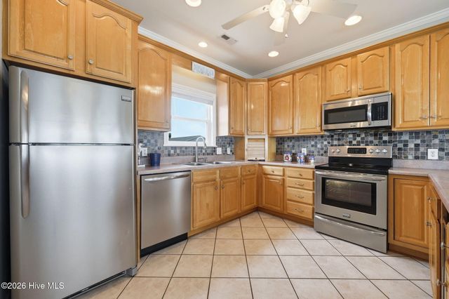 266 Sea Shore Drive, Sneads Ferry, NC 28460