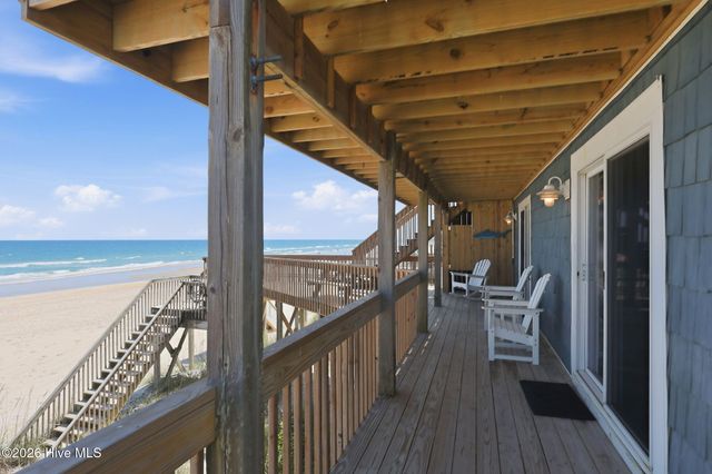 266 Sea Shore Drive, Sneads Ferry, NC 28460