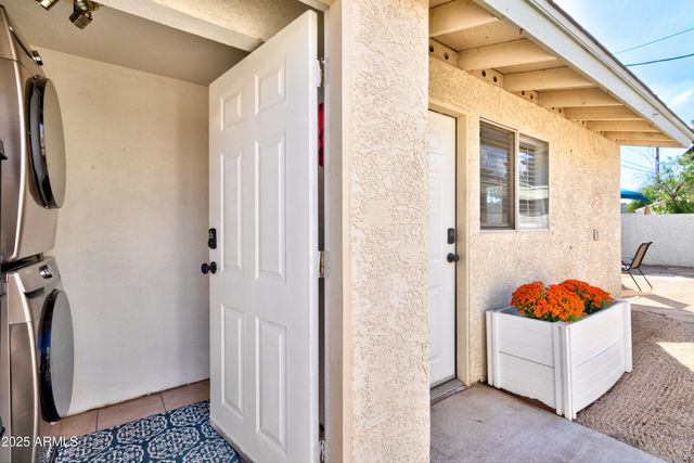 385 E CORONADO Road 6, Phoenix, AZ 85004