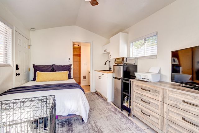 385 E CORONADO Road 6, Phoenix, AZ 85004