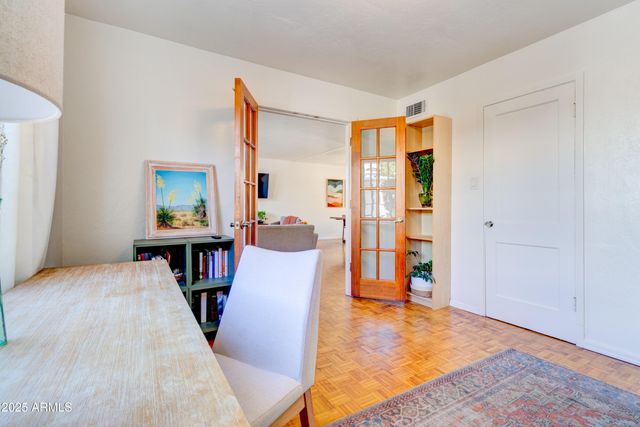 385 E CORONADO Road 6, Phoenix, AZ 85004