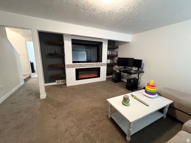 7966 N DUNDEE DR, Eagle Mountain, UT 84005