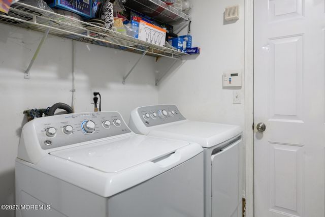 210 Raritan Place, North Middletown, NJ 07748