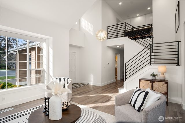 19640 88th Place NE, Bothell, WA 98011