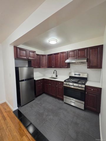 4125 Kissena Boulevard 2J, Flushing, NY 11355