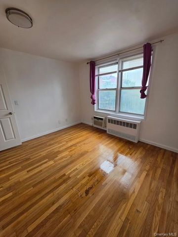 4125 Kissena Boulevard 2J, Flushing, NY 11355