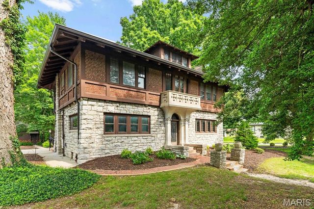 3201 W Main Street, Belleville, IL 62226