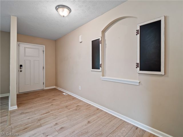 17062 Woodshire Drive, Strongsville, OH 44149