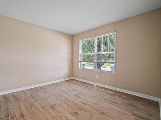 17062 Woodshire Drive, Strongsville, OH 44149