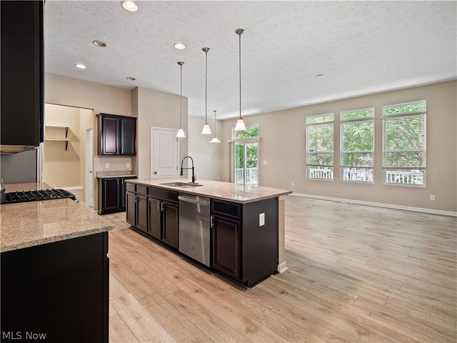 17062 Woodshire Drive, Strongsville, OH 44149