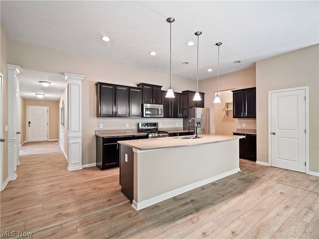 17062 Woodshire Drive, Strongsville, OH 44149