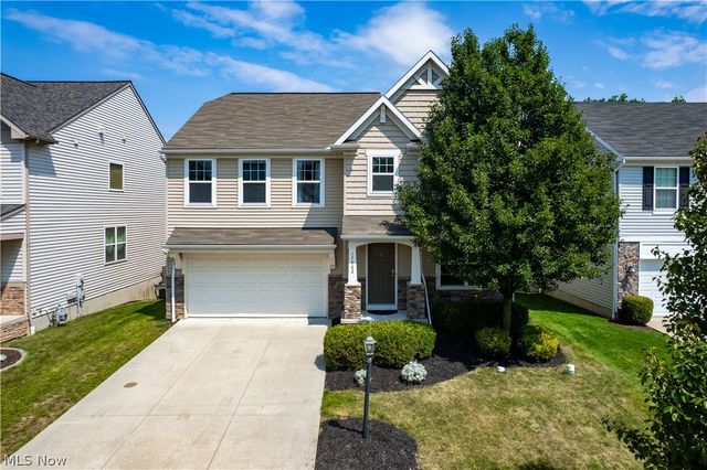 17062 Woodshire Drive, Strongsville, OH 44149