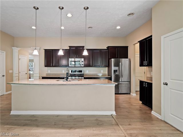 17062 Woodshire Drive, Strongsville, OH 44149