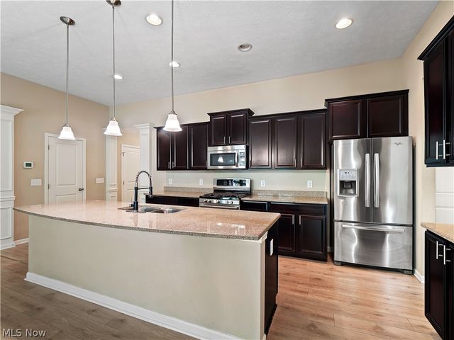 17062 Woodshire Drive, Strongsville, OH 44149