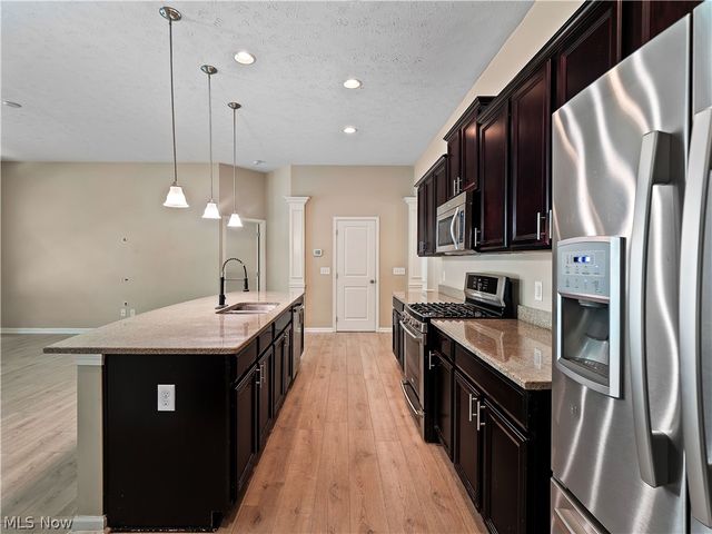 17062 Woodshire Drive, Strongsville, OH 44149