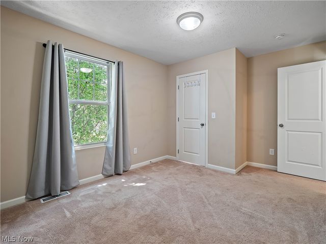 17062 Woodshire Drive, Strongsville, OH 44149