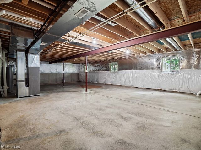 17062 Woodshire Drive, Strongsville, OH 44149