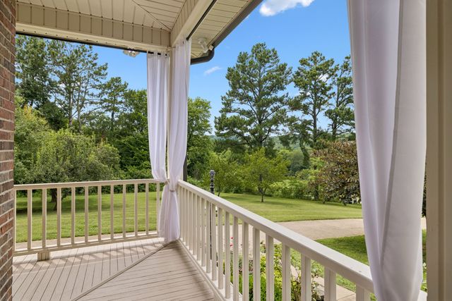 1204 Bobs Ln, Mount Pleasant, TN 38474