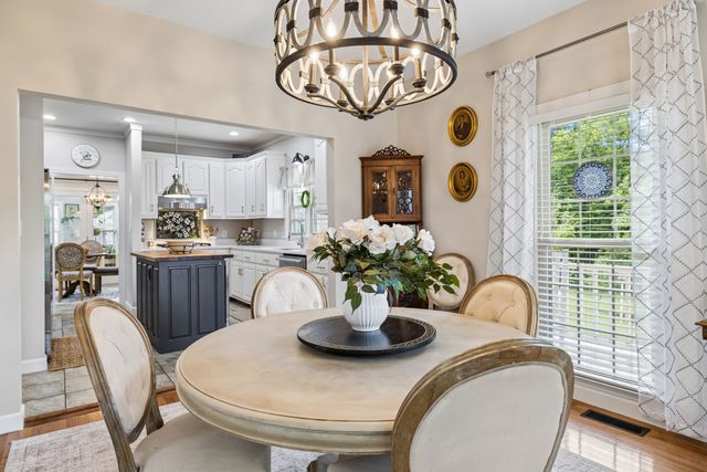 1204 Bobs Ln, Mount Pleasant, TN 38474