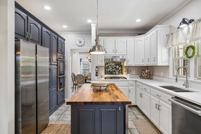1204 Bobs Ln, Mount Pleasant, TN 38474