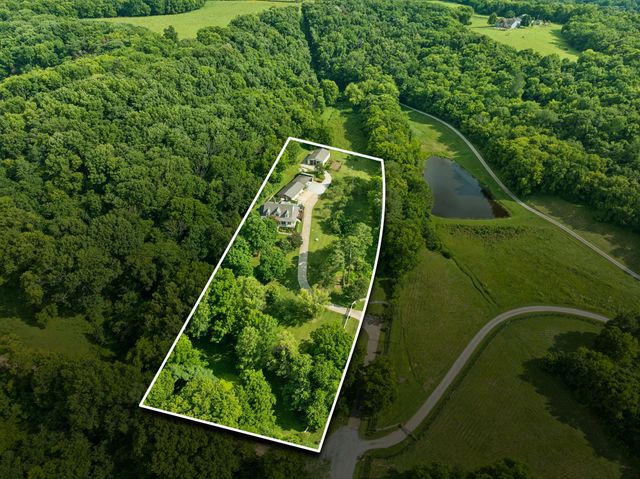 1204 Bobs Ln, Mount Pleasant, TN 38474