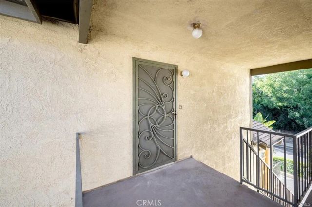 3022 Valle Vista 6, Los Angeles, CA 90065