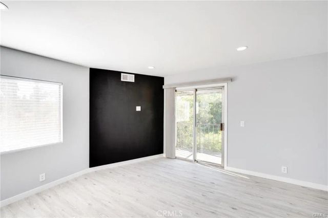3022 Valle Vista 6, Los Angeles, CA 90065