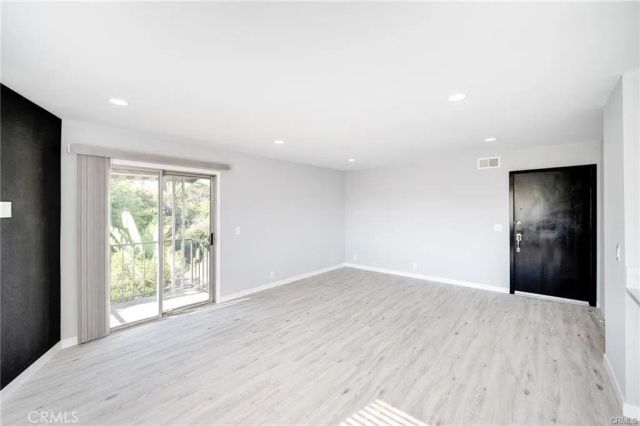 3022 Valle Vista 6, Los Angeles, CA 90065