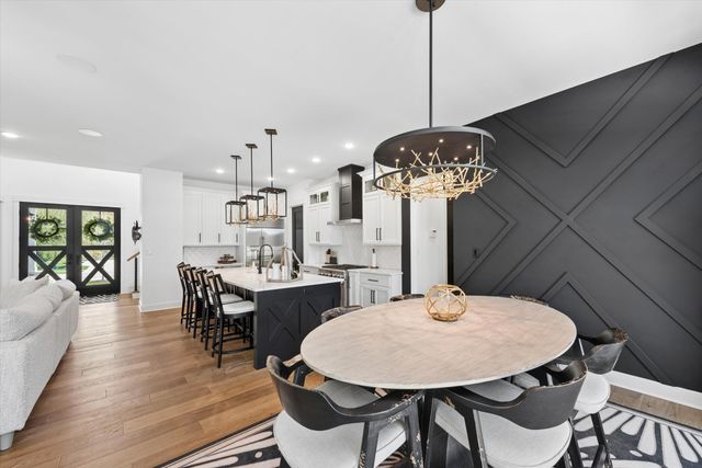 3703 Elio Way, Valparaiso, IN 46385