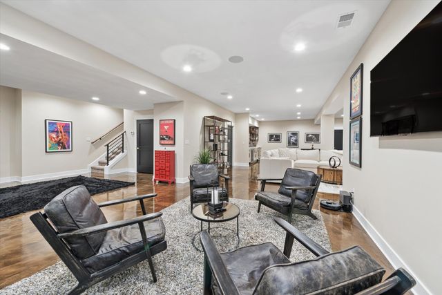 3703 Elio Way, Valparaiso, IN 46385