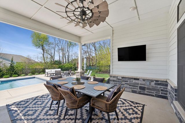 3703 Elio Way, Valparaiso, IN 46385