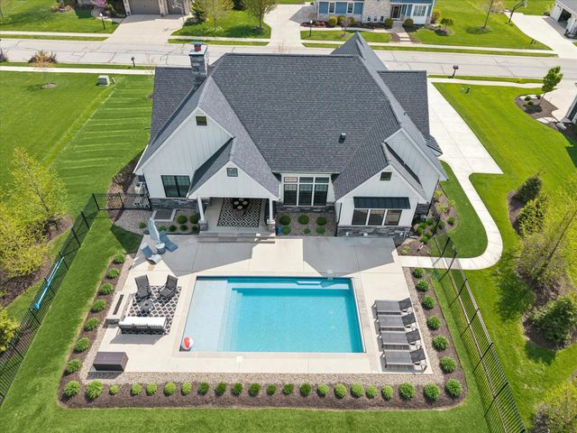 3703 Elio Way, Valparaiso, IN 46385