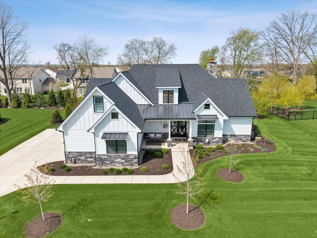 3703 Elio Way, Valparaiso, IN 46385