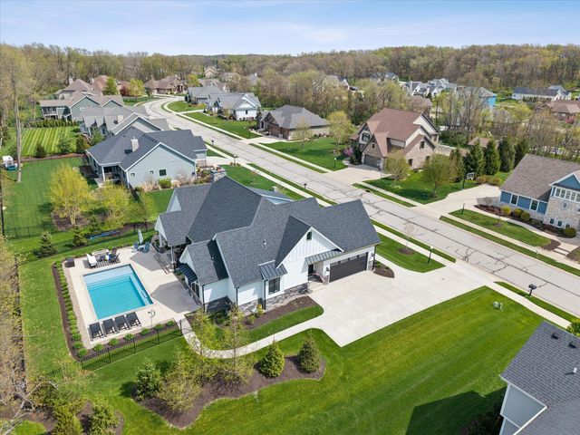 3703 Elio Way, Valparaiso, IN 46385
