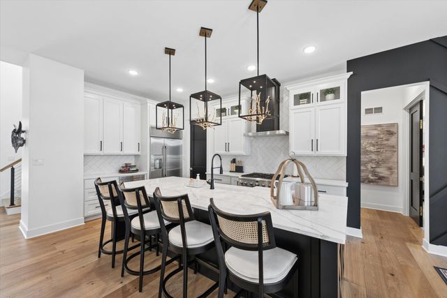 3703 Elio Way, Valparaiso, IN 46385