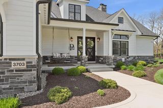 3703 Elio Way, Valparaiso, IN 46385